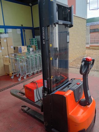 Apilador eléctrico BT