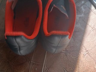 Botas de fútbol Adidas Predator Talla 33
