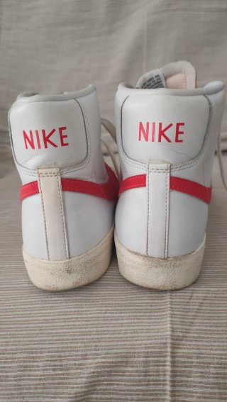 Nike Blazer Mid '77 Rojas Talla 41