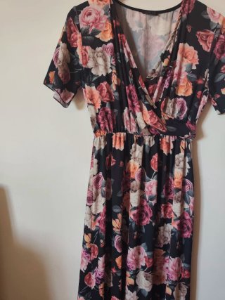 Set 3 vestiti donna vendo come nuovi