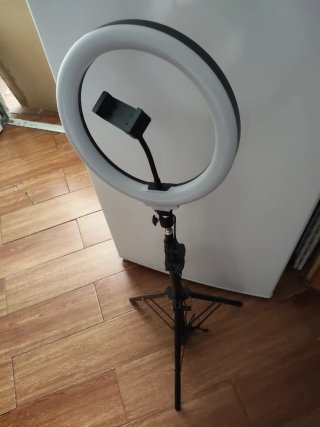 Trípode Aro Luz con Soporte Móvil