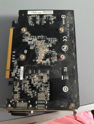 Se vende Tarjeta Gráfica Gigabyte 2GB