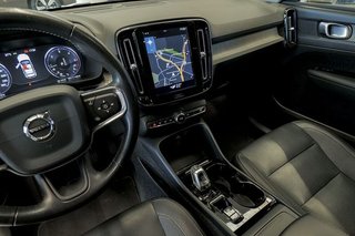 Volvo XC40   2.0 D3 Momentum Auto