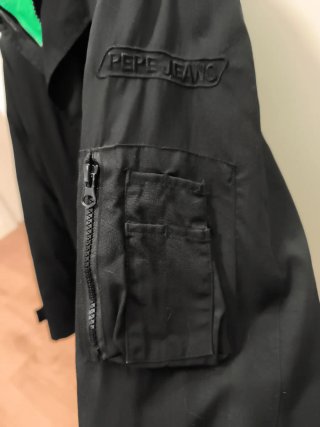 Chaqueta Pepe Jeans Negra