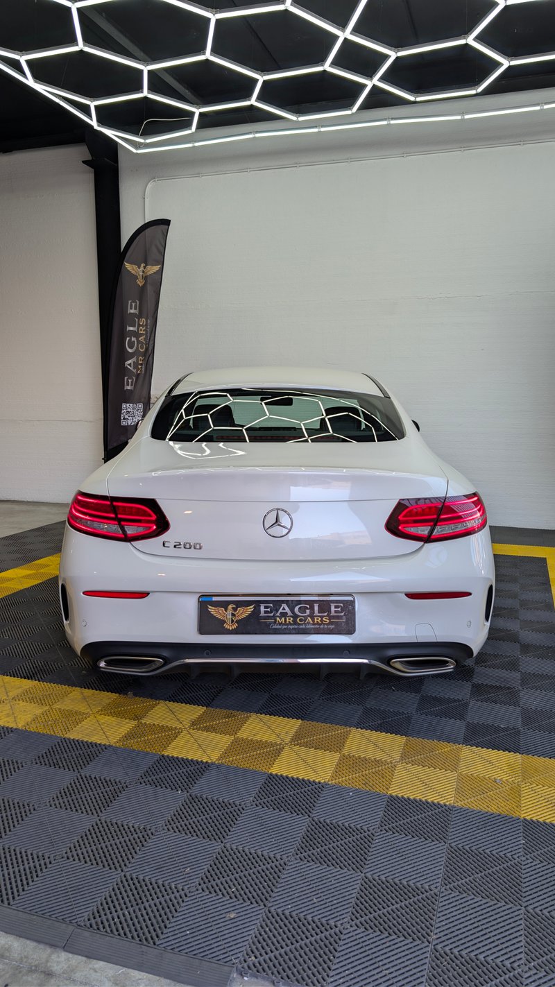 Mercedes-Benz Clase C 2023, foto 30