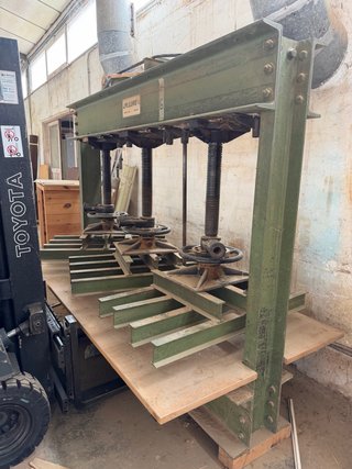 Prensa multiple para Madera carpinteria