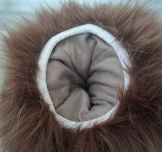 Fursuit outdoor feet paws furry brown marron cafe