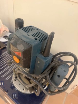 Fresadora Bosch GOF 1300 ACE
