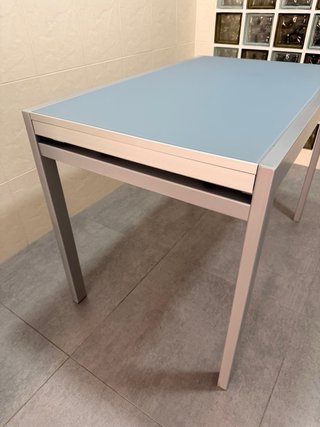Mesa de cocina cristal y metal