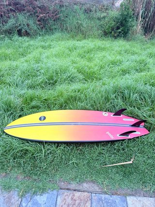 Tabla surf fish epoxy carbono, 5,11/ 37L