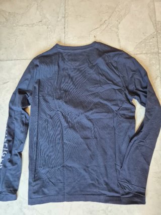 Camiseta Tommy Hilfiger logo bordado