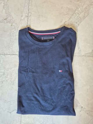 Camiseta Tommy Hilfiger logo bordado