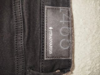 Pantalón recto Stradivarius