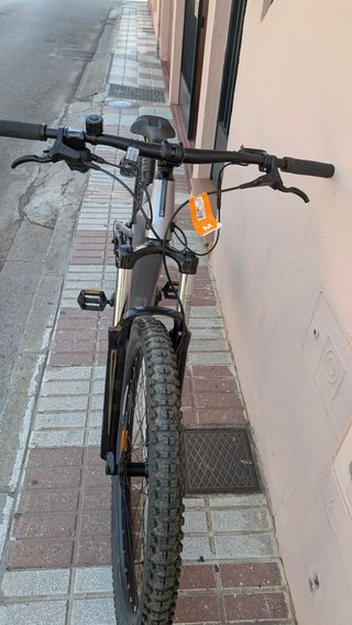 Bicicleta eléctrica Rockrider nueva