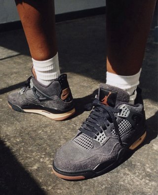 Air Jordan 4 Retro London Nero Marrone