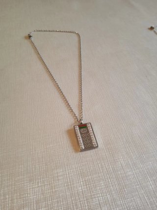 Collar Gucci Placa chapa Plata