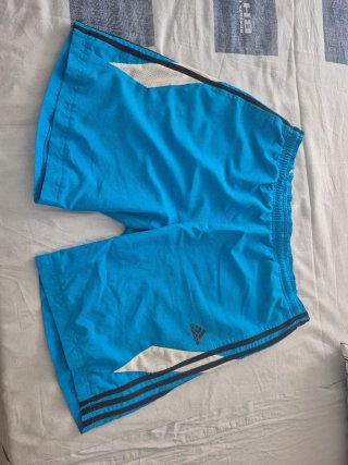 Pantalón corto deportivo Adidas hombre