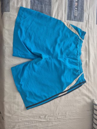 Pantalón corto deportivo Adidas hombre