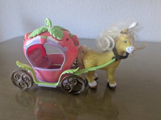Carroza Pony Tarta de Fresa