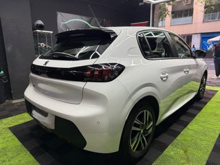 Peugeot 208 2023