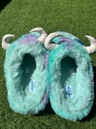 Crocs Sully Monsters Inc. Peluche Talla