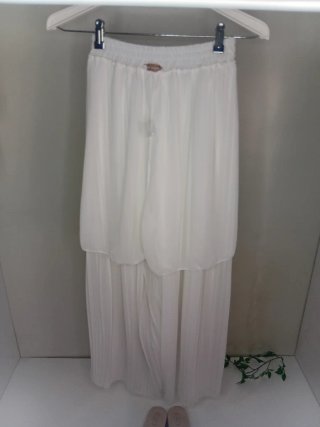 Pantalón blanco plisado talla única con forro