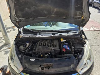 Peugeot 208 2016