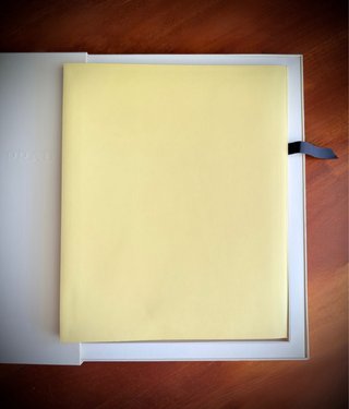 LIBRO PRADA ORIGINALE DALLA BOUTIQUE DI ROMA