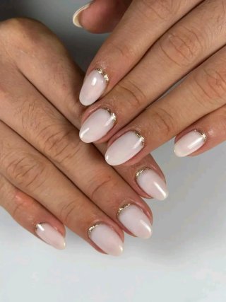 Servicio de Uñas, Cejas y Pestañas