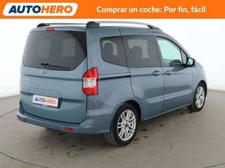 Ford Tourneo Courier 1.0 EcoBoost Titanium
