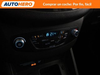 Ford Tourneo Courier 1.0 EcoBoost Titanium