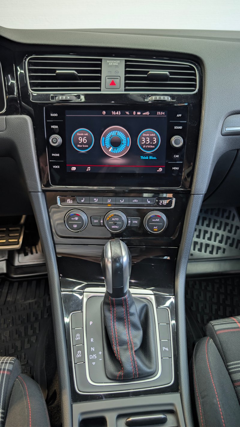Volkswagen Golf 2019, foto 13