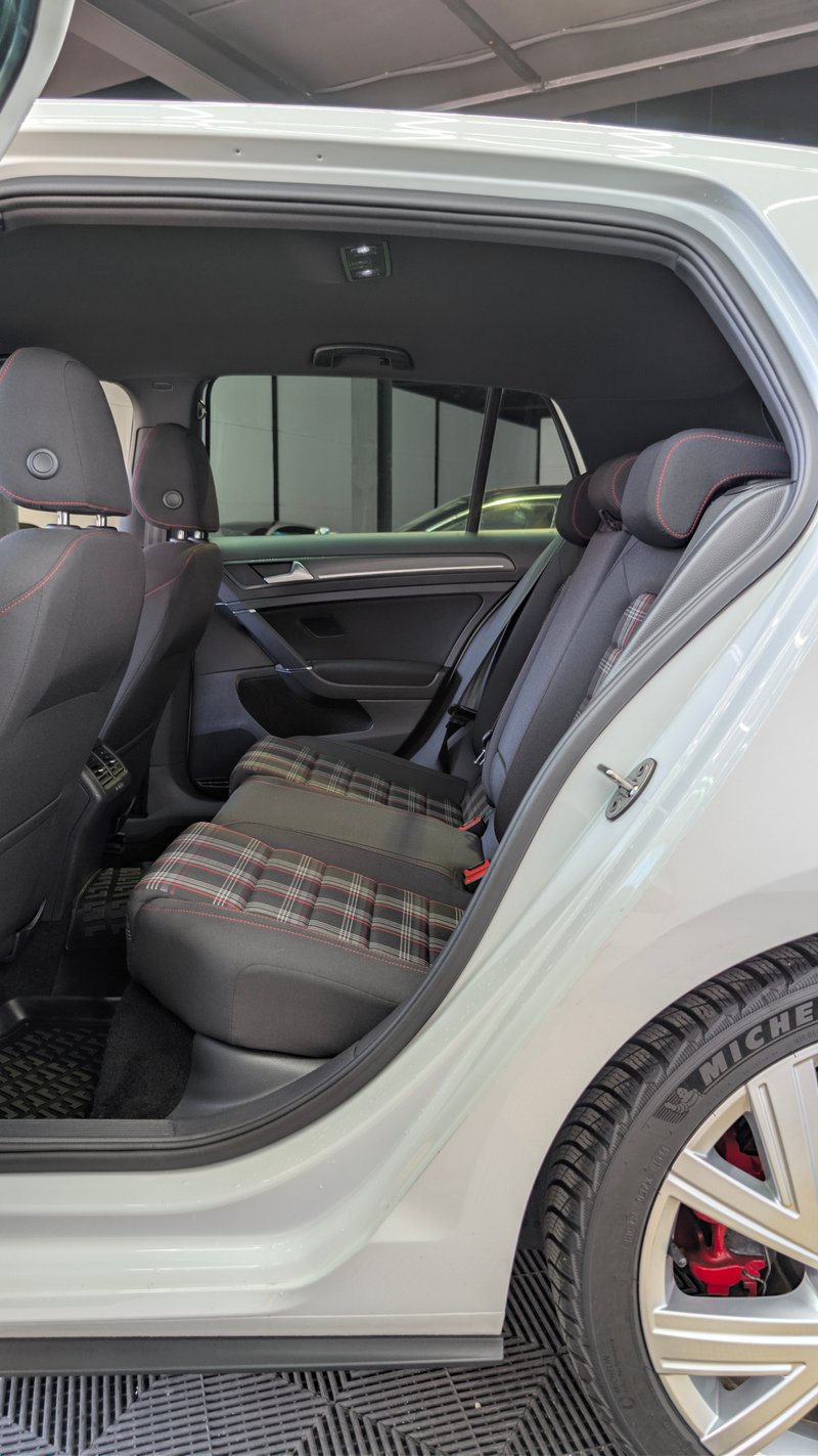 Volkswagen Golf 2019, foto 18