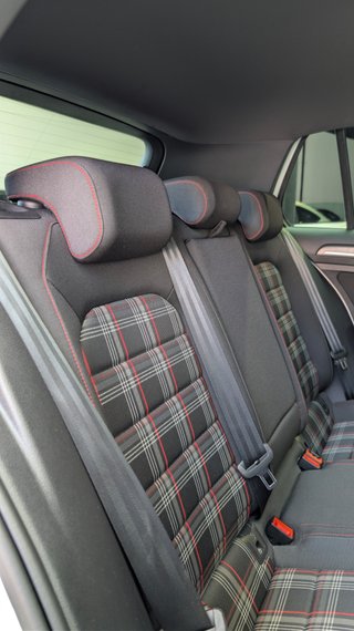 Volkswagen Golf GTI 7.5 2.0TSI Performance 245CV