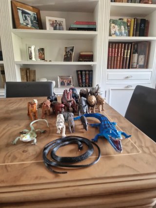21 animales de juguete