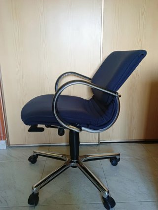 Silla de oficina reclinable