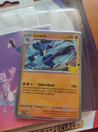 Colección Pokémon 30 Aniversario Lucario