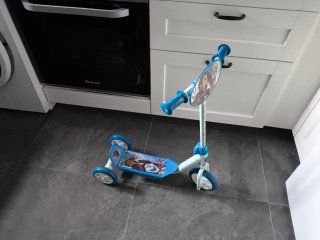 Patinete infantil Frozen 3 ruedas
