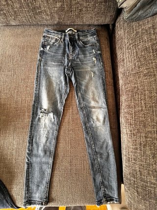 Lote 7 Pantalones Vaqueros stradivarius pitillo