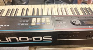 Roland Juno DS-88 Teclado Sintetizador