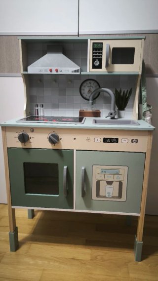 Cocina de juguete de madera