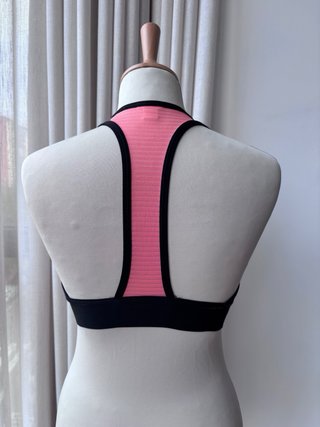 Sujetador deportivo Reebok salmón Talla M