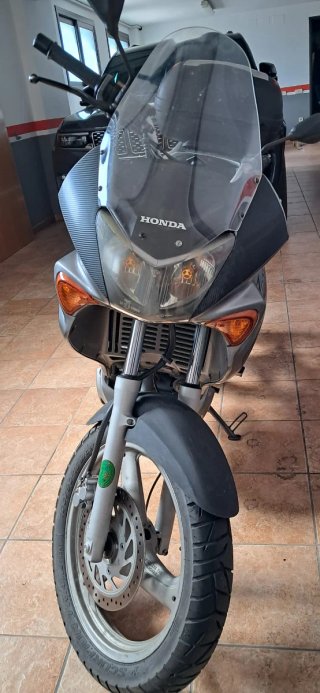 Honda Varadero 125cc Plata