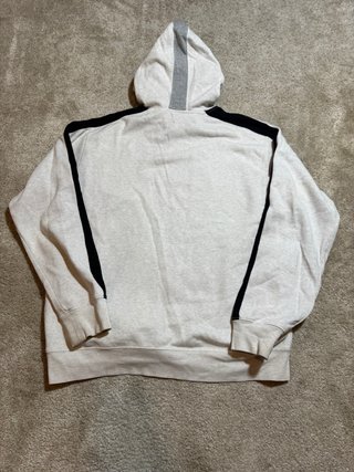 Sudadera Nike Air Beige y Negra