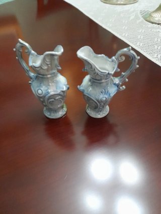 Juego 2 Jarritas antiguas de Porcelana Azul y Bla