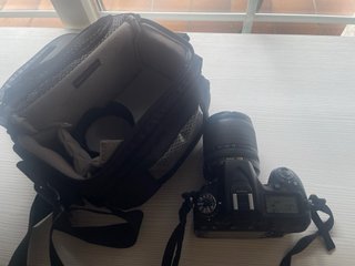 Cámara Nikon con objetivo