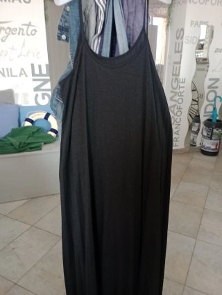 Abito lungo nero