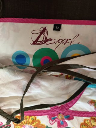 Vestido Desigual floral