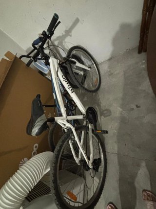 Bicicleta blanca Btwin