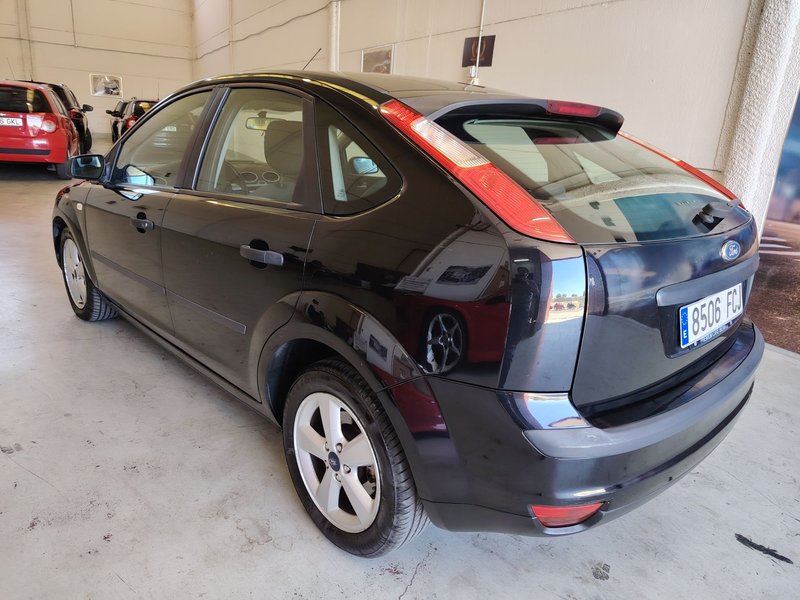 Ford Focus 2006, foto 4